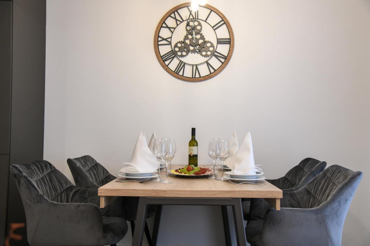 Luxury Apartment Knezovic Sinj Esterno foto