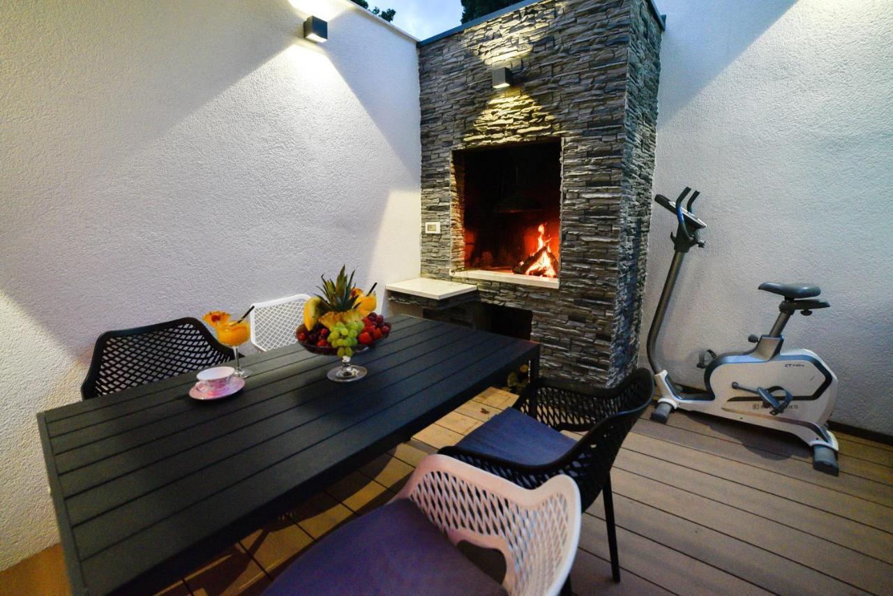 Luxury Apartment Knezovic Sinj Esterno foto